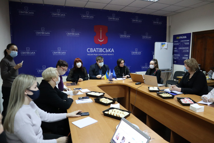 Продовжується серія круглих столів для посилення соціальної згуртованості у громадах Сходу України